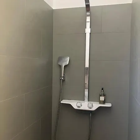 Kazinczy بالاتوناكاراتيا