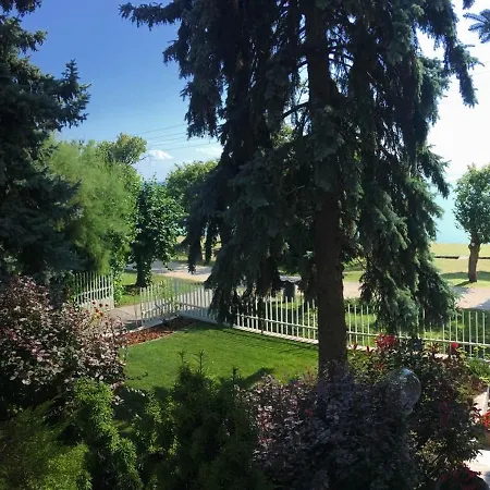 Kazinczy Βίλα Balatonakarattya